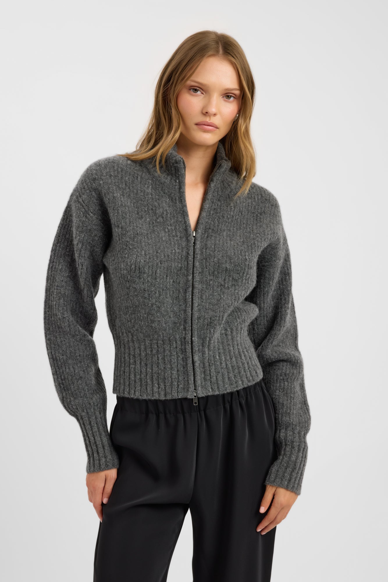 Irina Zip Cardigan – USA KOOKAÏ