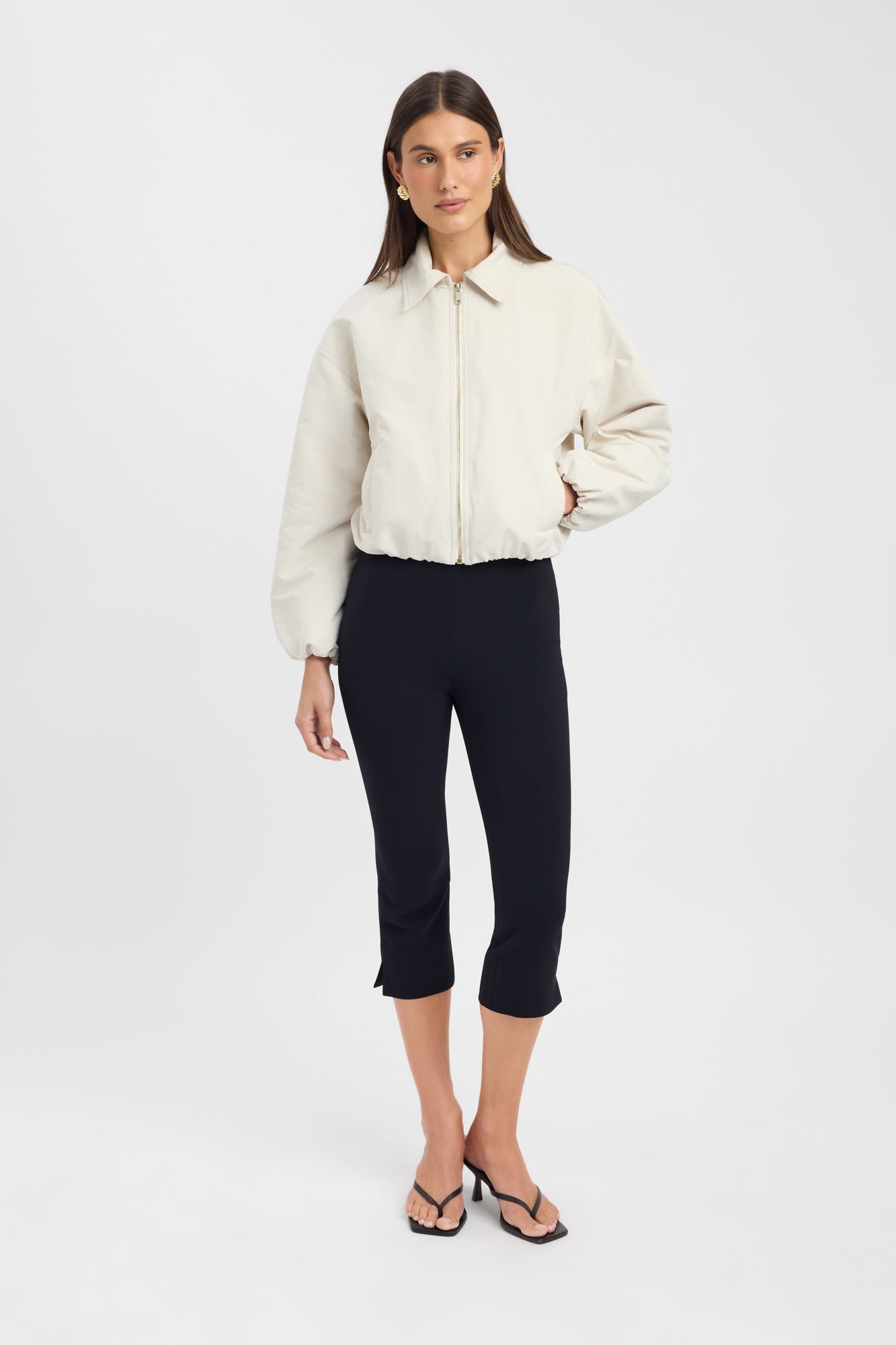 KJ1612_KORACOLLAREDJACKET_ALMO 
