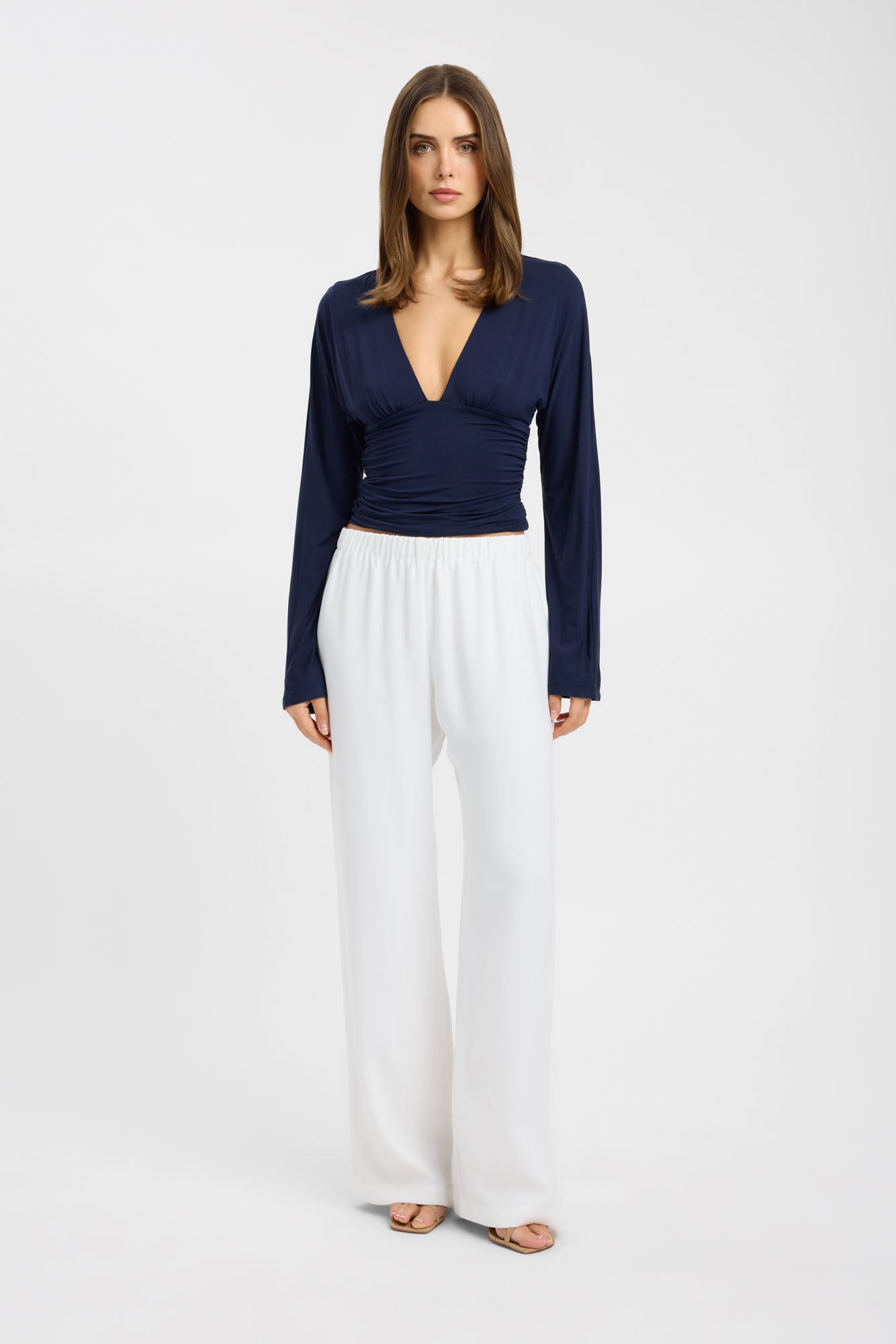 RJ227_ISLA_LS_TOP_NAVY_01_1773