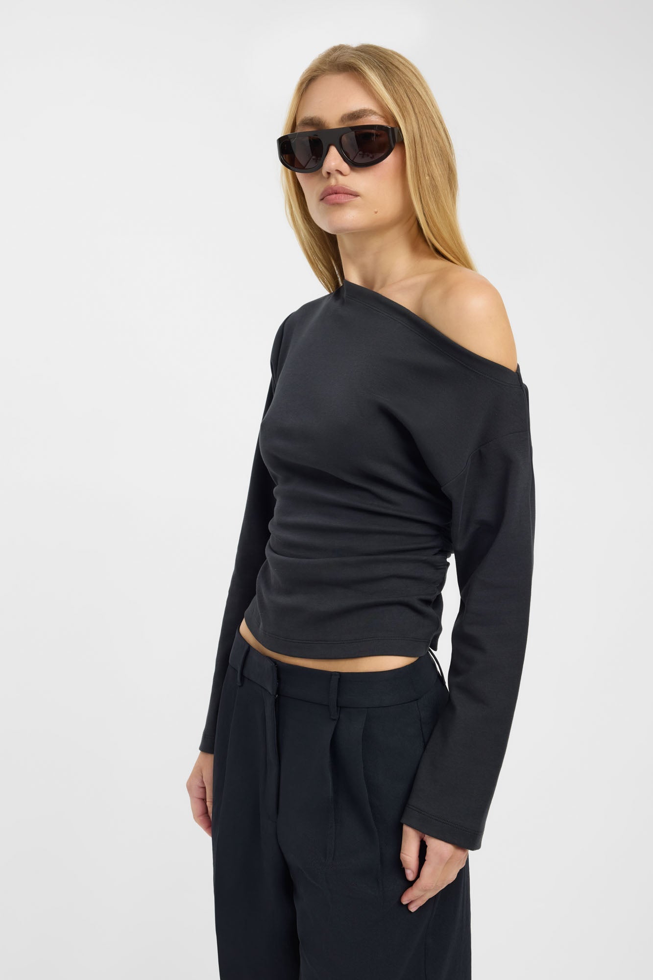 Nova Off Shoulder Long Sleeve Top | USA KOOKAÏ