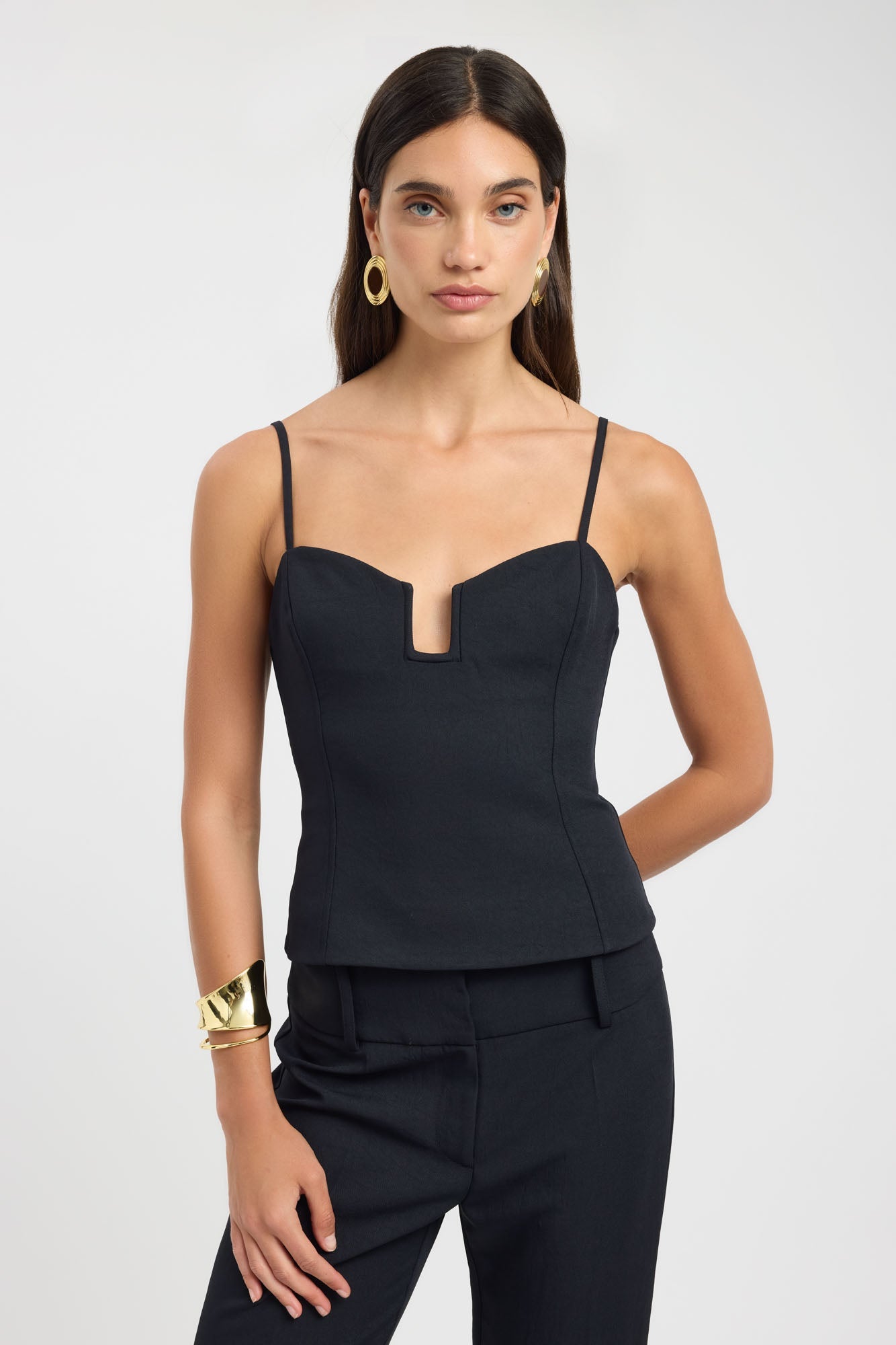 Ariel Cut Out Top – USA KOOKAÏ